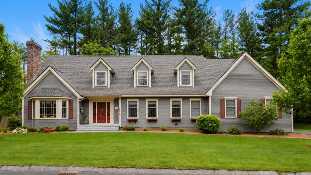 Traditional Nashua New Hampshire home with landscaped front lawn